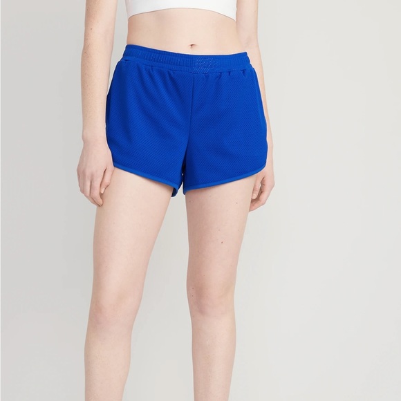 NWT OLD NAVY Mid-Rise StretchTech Dolphin-Hem Run Shorts3-inch inseam  MEDUIM - Picture 2 of 8